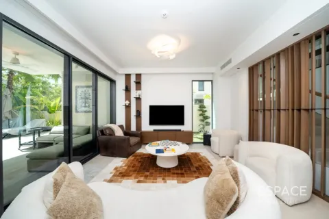Villa in Tilal Al Ghaf, Dubai 4 bedrooms, 372 sq.m. № 122744 - photo 4