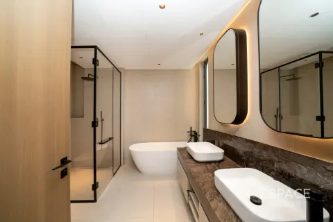Villa in Tilal Al Ghaf, Dubai 4 bedrooms, 372 sq.m. № 122744 - photo 12