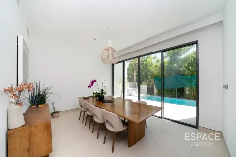 Villa in Tilal Al Ghaf, Dubai 4 bedrooms, 372 sq.m. № 122744 - photo 3