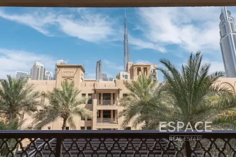 Apartment in Downtown Dubai (Downtown Burj Dubai), Dubai 2 bedrooms, 126 sq.m. № 122710 - photo 13