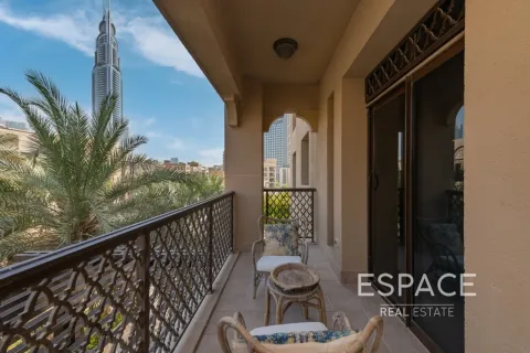Apartment in Downtown Dubai (Downtown Burj Dubai), Dubai 2 bedrooms, 126 sq.m. № 122710 - photo 19