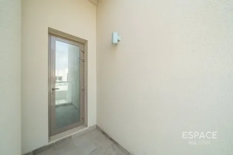Villa in Al Furjan, Dubai 3 bedrooms, 197 sq.m. № 122743 - photo 11