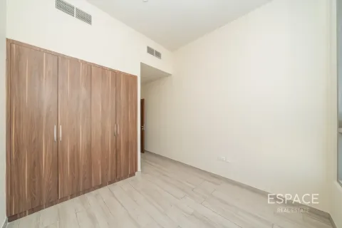 Villa in Al Furjan, Dubai 3 bedrooms, 197 sq.m. № 122743 - photo 18
