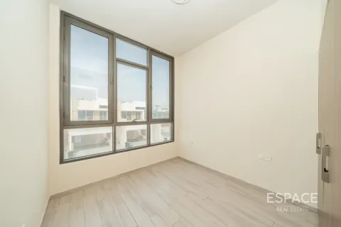 Villa in Al Furjan, Dubai 3 bedrooms, 197 sq.m. № 122743 - photo 17