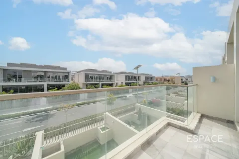 Villa in Al Furjan, Dubai 3 bedrooms, 197 sq.m. № 122743 - photo 6