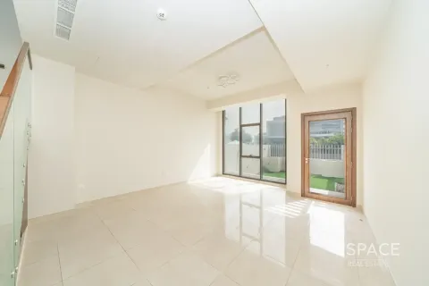 Villa in Al Furjan, Dubai 3 bedrooms, 197 sq.m. № 122743