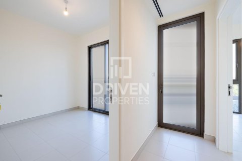 Villa en EMAAR South, Dubai South (Dubai World Central), Dubai, 4 dormitorios, 218.14 m², № 141088 - foto 5