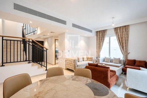 Townhouse in Dubai 3 bedrooms, 170.2 sq.m. № 141090 - photo 7