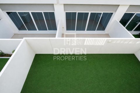 Townhouse in Dubai 3 bedrooms, 170.2 sq.m. № 141090 - photo 19