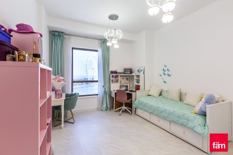 Apartment in Dubai 3 bedrooms, 173 sq.m. № 95557 - photo 7