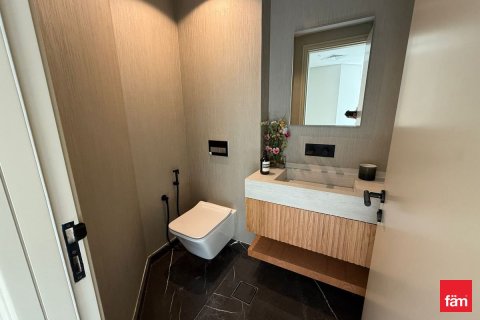 Apartment in DIFC, Dubai 2 bedrooms, 118.7 sq.m. № 95554 - photo 15