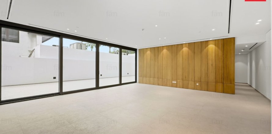 Apartamento en Dubai, 3 dormitorios, 319 m², № 95555