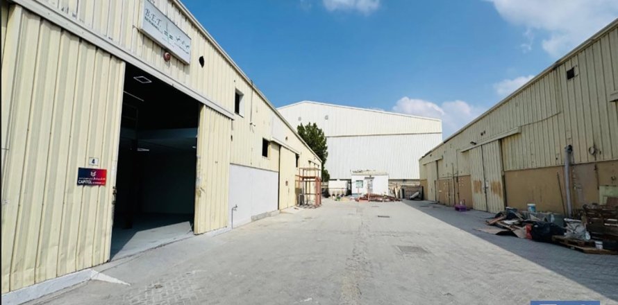 مستودع في Al Quoz Industrial Area, Al Quoz, دبي 766 م² رقم 103776