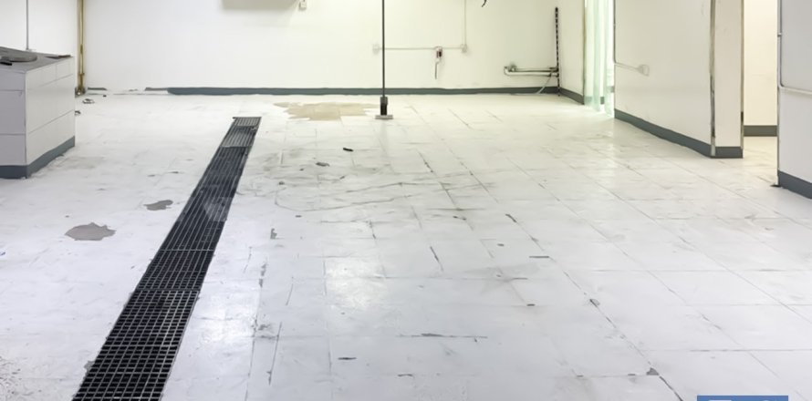 Entrepôt à Al Quoz Industrial Area, Al Quoz, Dubai, 372 m², № 103783