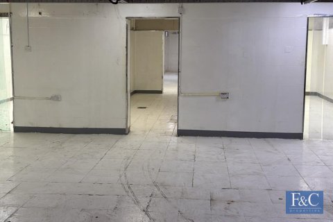Entrepôt à Al Quoz Industrial Area, Al Quoz, Dubai, 372 m², № 103783 - photo 10