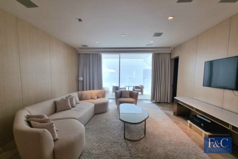 Apartment in FIVE Palm Jumeirah, Palm Jumeirah, Dubai 3 bedrooms, 216 sq.m. № 103774 - photo 10
