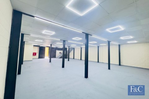 Warehouse in Al Quoz Industrial Area, Al Quoz, Dubai 548 sq.m. № 103784 - photo 7