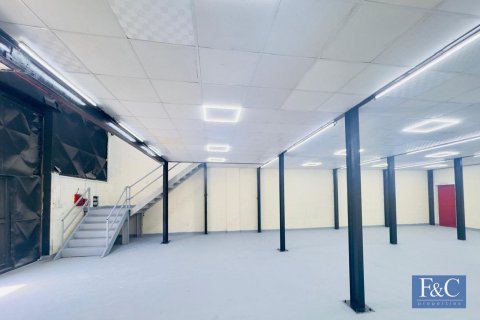 Warehouse in Al Quoz Industrial Area, Al Quoz, Dubai 548 sq.m. № 103784 - photo 11