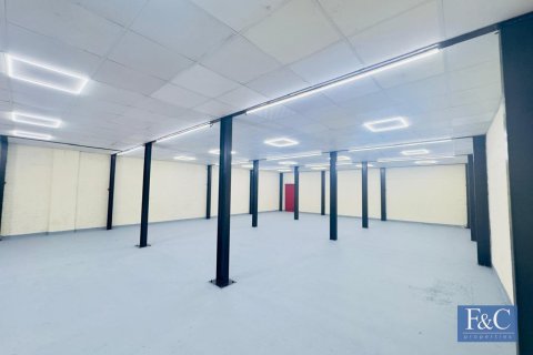 Warehouse in Al Quoz Industrial Area, Al Quoz, Dubai 548 sq.m. № 103784 - photo 8