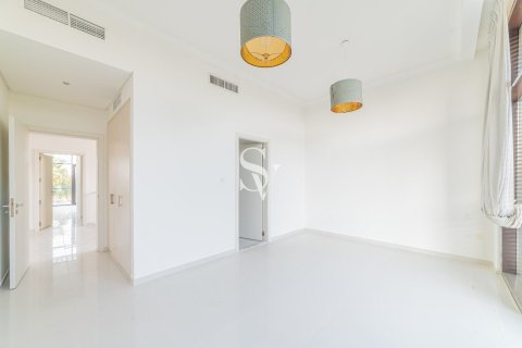 Villa en DAMAC Hills (Akoya by DAMAC), Dubai, 5 dormitorios, 452 m², № 68552 - foto 8