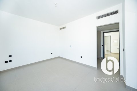 Villa in Dubai Hills Estate, Dubai 4 bedrooms, 202 sq.m. № 105647 - photo 7