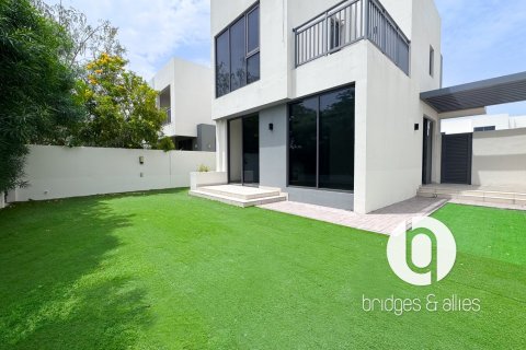 Villa in Dubai Hills Estate, Dubai 4 bedrooms, 282 sq.m. № 105646 - photo 14