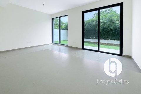 Villa in Dubai Hills Estate, Dubai 4 bedrooms, 282 sq.m. № 105646 - photo 9