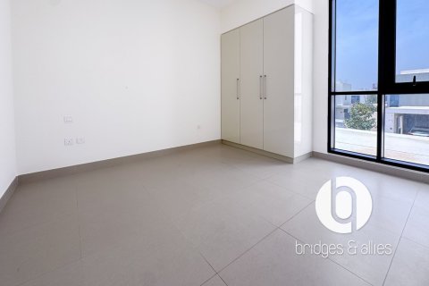Villa in Dubai Hills Estate, Dubai 4 bedrooms, 282 sq.m. № 105646 - photo 19