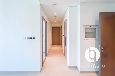 Apartment in Downtown Dubai (Downtown Burj Dubai), Dubai 2 bedrooms, 113 sq.m. № 105648 - photo 11