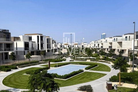 Villa à Arabian Ranches 3, Dubai, 4 chambres, 384 m², № 87668 - photo 13