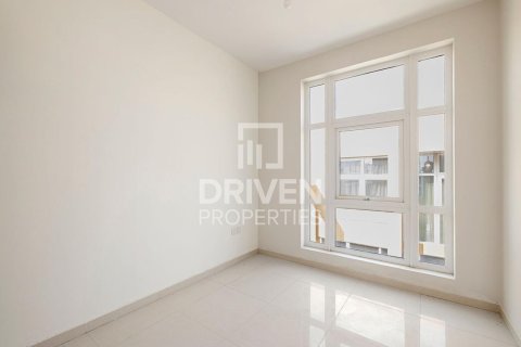 Снять в аренду таунхаус в DAMAC Hills (Akoya by DAMAC), Дубай: 3 спальни, 217м², № 87669 - фото 10