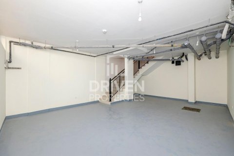 Снять в аренду таунхаус в DAMAC Hills (Akoya by DAMAC), Дубай: 3 спальни, 217м², № 87669 - фото 7