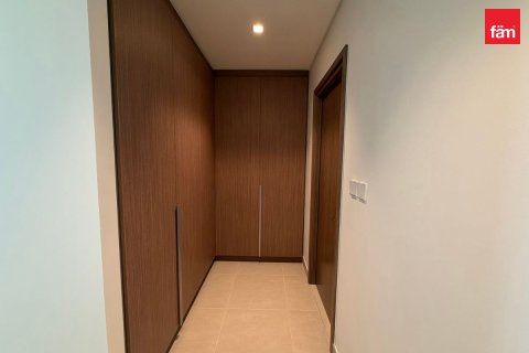 Apartamento en Mina Rashid, Dubai, 2 dormitorios, 107.9 m², № 123277 - foto 14