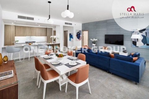 Купить квартиру в Дубай Марине, Дубай: 2 спальни, 136.9м², № 830 - фото 3