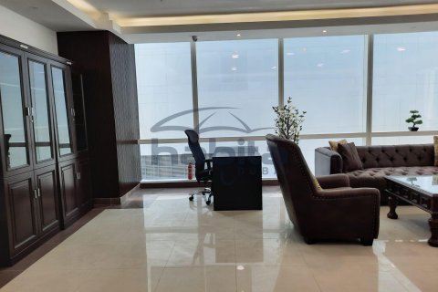Oficina en Tamani Art Tower, Business Bay, Dubai, 60.8 m², № 7785 - foto 9