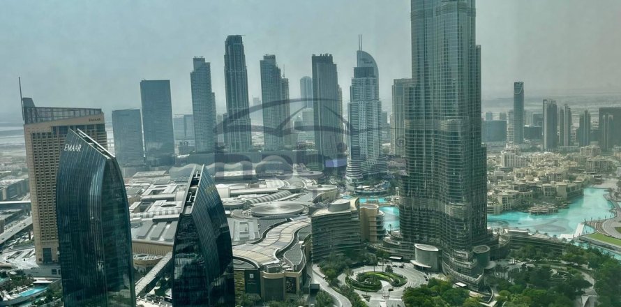 Квартира в The Address Sky View Towers, Даунтаун Дубай (Даунтаун Бурдж Дубай), Дубай, 4 спальни, 235.8м², № 7786