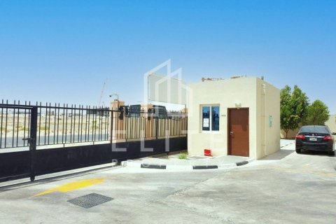 Купить общежитие для рабочих в Дубае: 9944м², № 38907 - фото 5