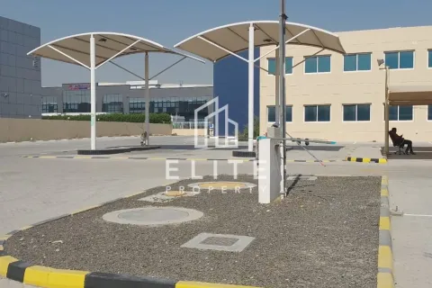 Warehouse in Dubai Investment Park, Dubai 8262 sq.m. № 38911 - photo 10