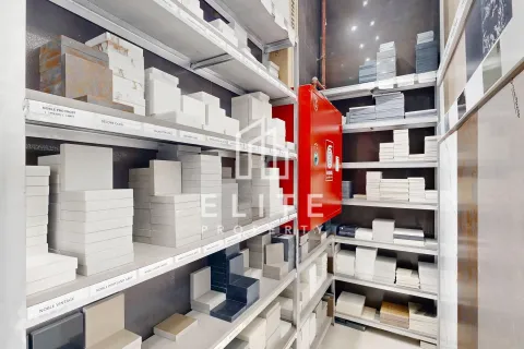 Usine à Al Quoz, Dubai, 2323 m², № 38912 - photo 3