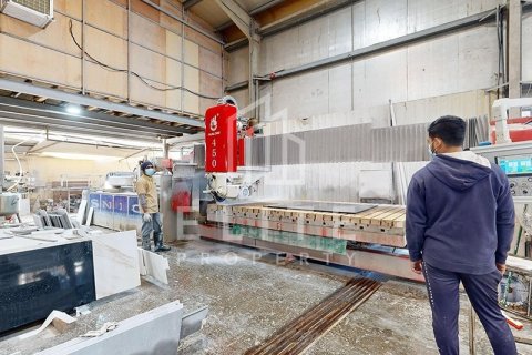 Factory in Al Quoz, Dubai 2323 sq.m. № 38912 - photo 6