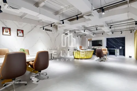 Usine à Al Quoz, Dubai, 2323 m², № 38912 - photo 8