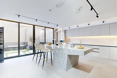 Usine à Al Quoz, Dubai, 2323 m², № 38912 - photo 25