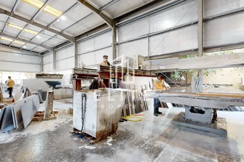 Usine à Al Quoz, Dubai, 2323 m², № 38912 - photo 17