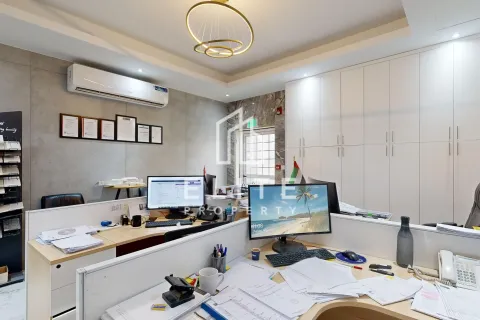 Usine à Al Quoz, Dubai, 2323 m², № 38912 - photo 28