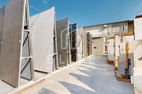 Factory in Al Quoz, Dubai 2323 sq.m. № 38912 - photo 23