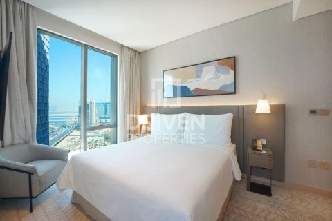 Apartment in Vida Residences Dubai Mall, Downtown Dubai (Downtown Burj Dubai), Dubai 2 bedrooms, 100.15 sq.m. № 140212 - photo 14