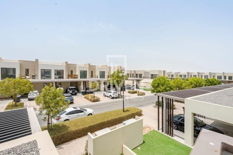 Villa in EMAAR South, Dubai South (Dubai World Central), Dubai 4 bedrooms, 279.27 sq.m. № 140216