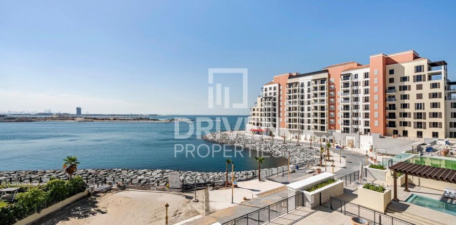 Apartment in La Mer, Jumeirah, Dubai 3 bedrooms, 216.56 sq.m. № 140217