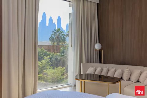 Квартира в Пальме Джумейре, Дубай, 3 спальни, 215.9м², № 97598