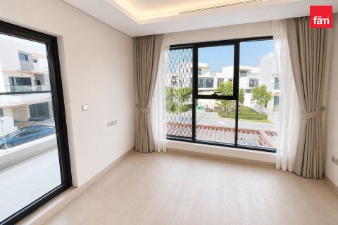 Villa in Dubai 6 bedrooms, 292.7 sq.m. № 133041 - photo 4